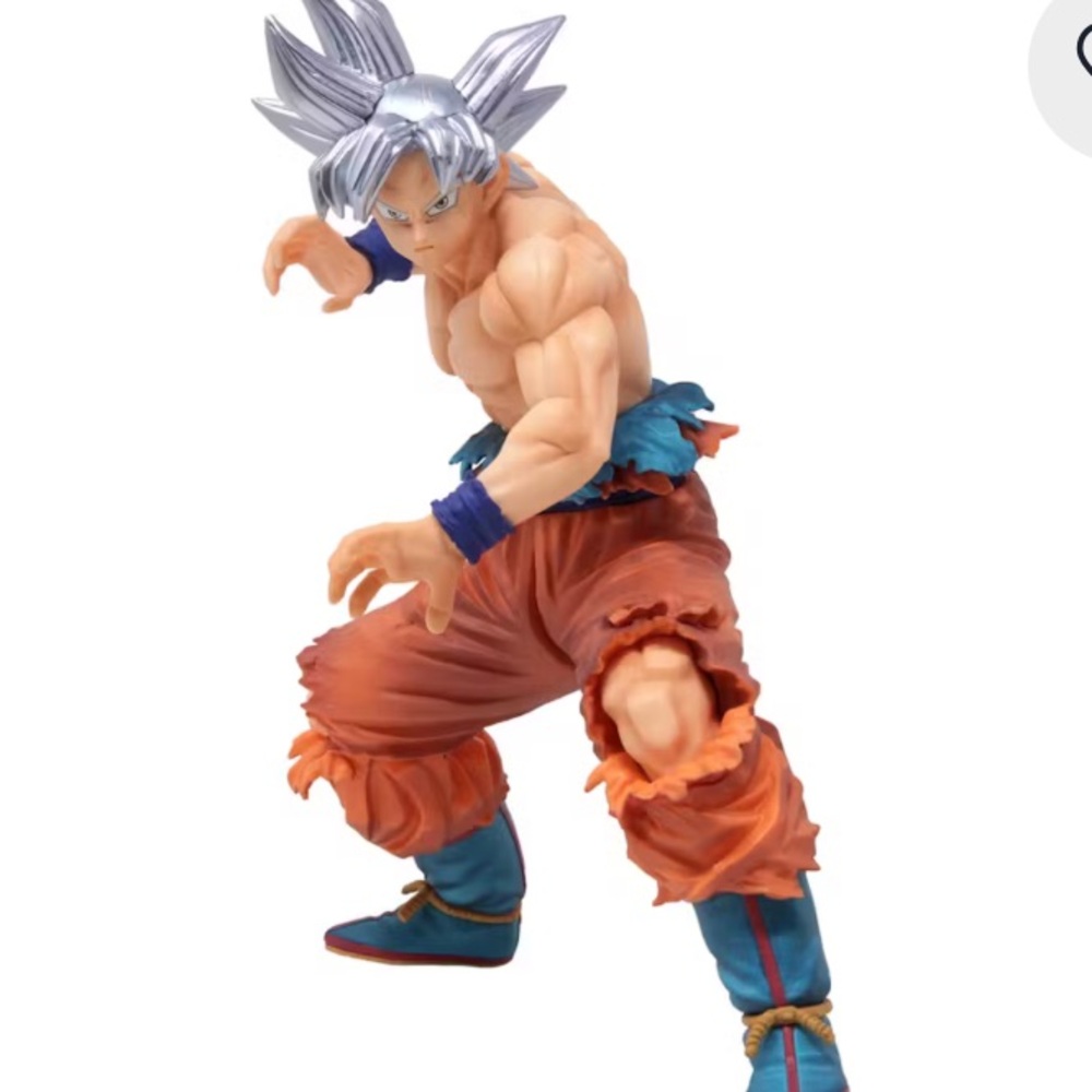 BANDAI ICHIBANSHO FIGURE - SON GOKU ULTRA INSTINCT ULTIMATE VERSION